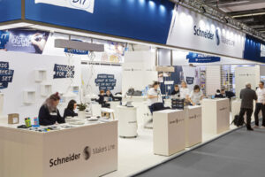 schneider-exhibits-its-makers-line-products-for-the-first-time-at-creativeworld.2095